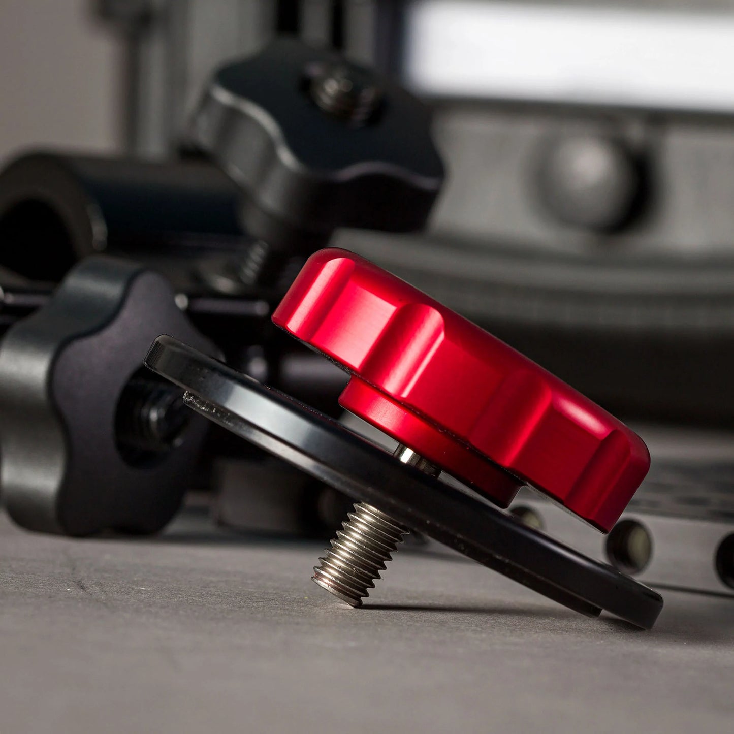 3/8 KNOB
