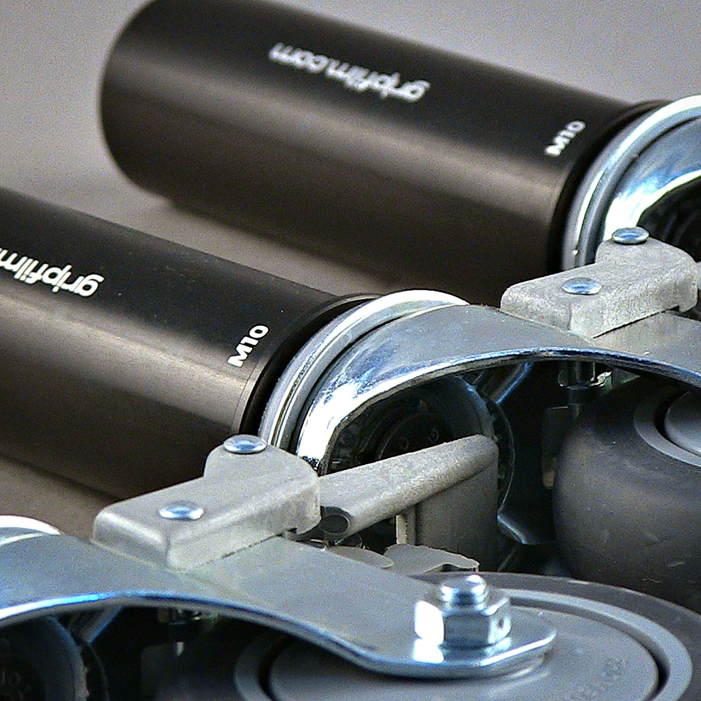 48.3mm (1"1/2 ) STARTER PIN WITH 100mm (4")  WHEELS SET - Grip Support Store