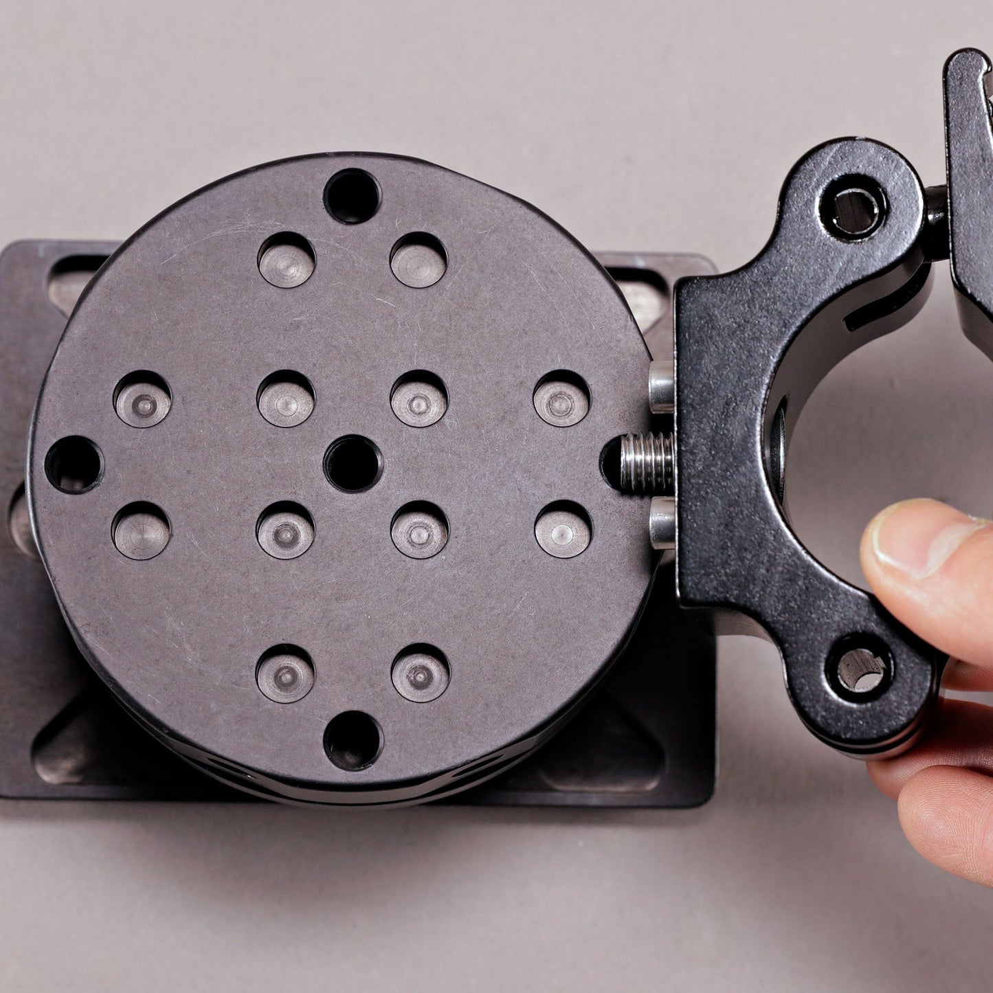 LEVELING BASE - Grip Support Store