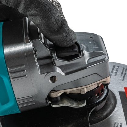 Makita GAG14M1 40V max XGT® Brushless Cordless 4‑1/2” / 6" Paddle Switch Angle Grinder Kit, with Electric Brake (4.0Ah) - Grip Support Store