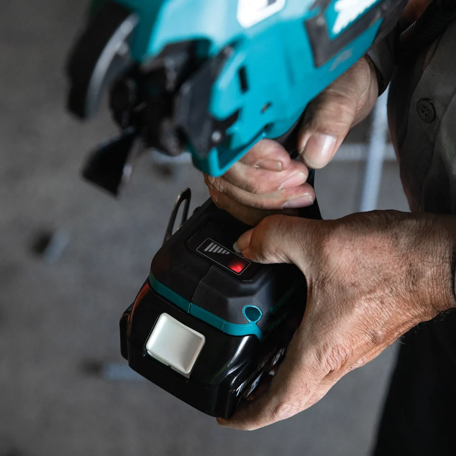 Makita XRT01TK 18V LXT® Lithium‑Ion Brushless Cordless Rebar Tying Tool Kit (5.0Ah) - Grip Support Store