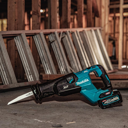 Makita GRJ02M1 40V max XGT® Brushless Cordless AVT® Orbital Recipro Saw Kit (4.0Ah) - Grip Support Store